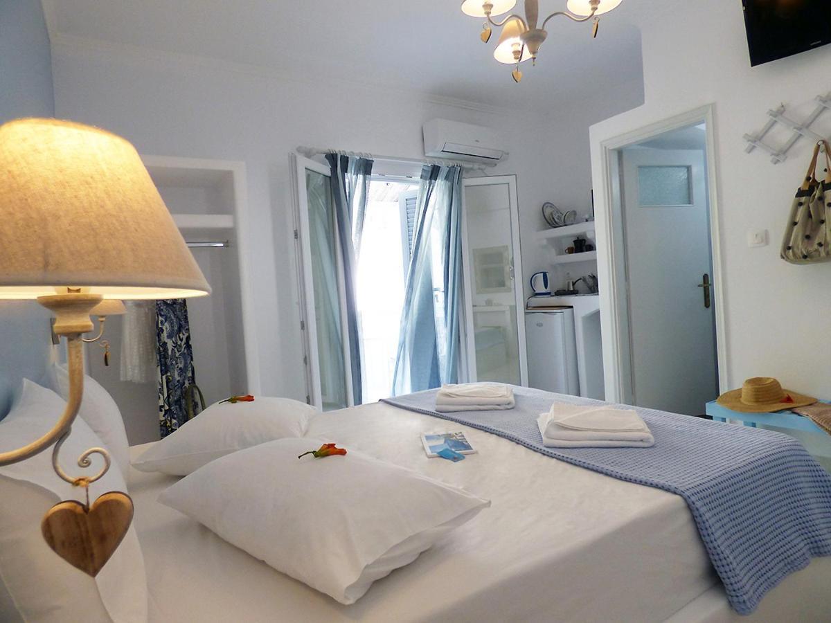 Tasoula Guest House Adamantas  Exterior foto