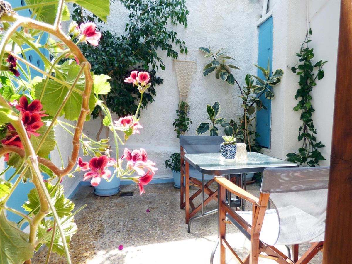Tasoula Guest House Adamantas  Exterior foto
