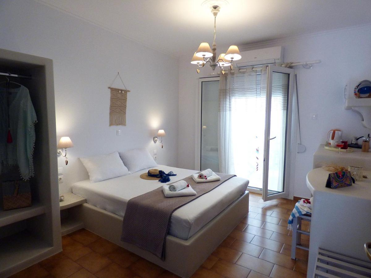 Tasoula Guest House Adamantas  Exterior foto