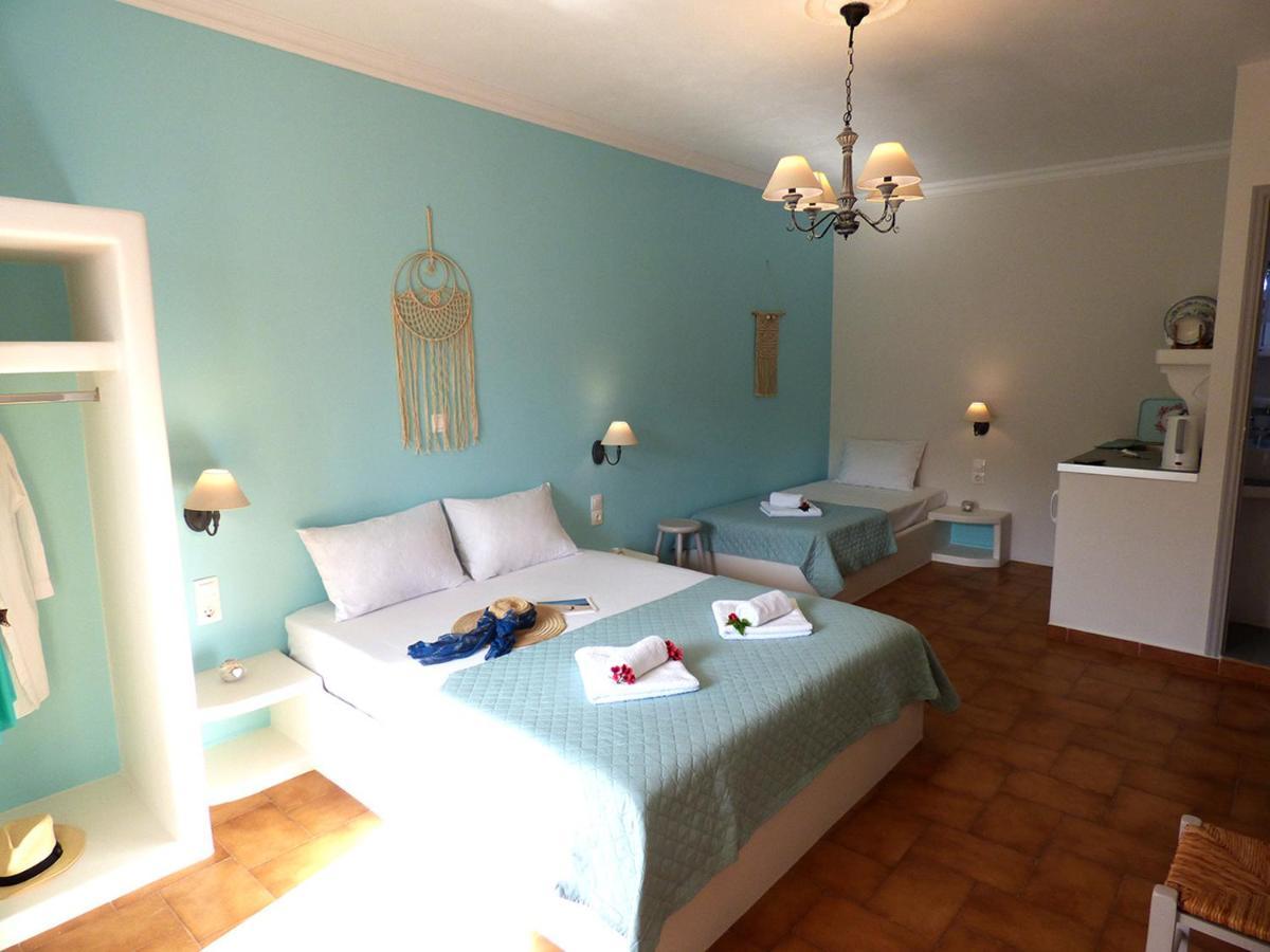 Tasoula Guest House Adamantas  Exterior foto